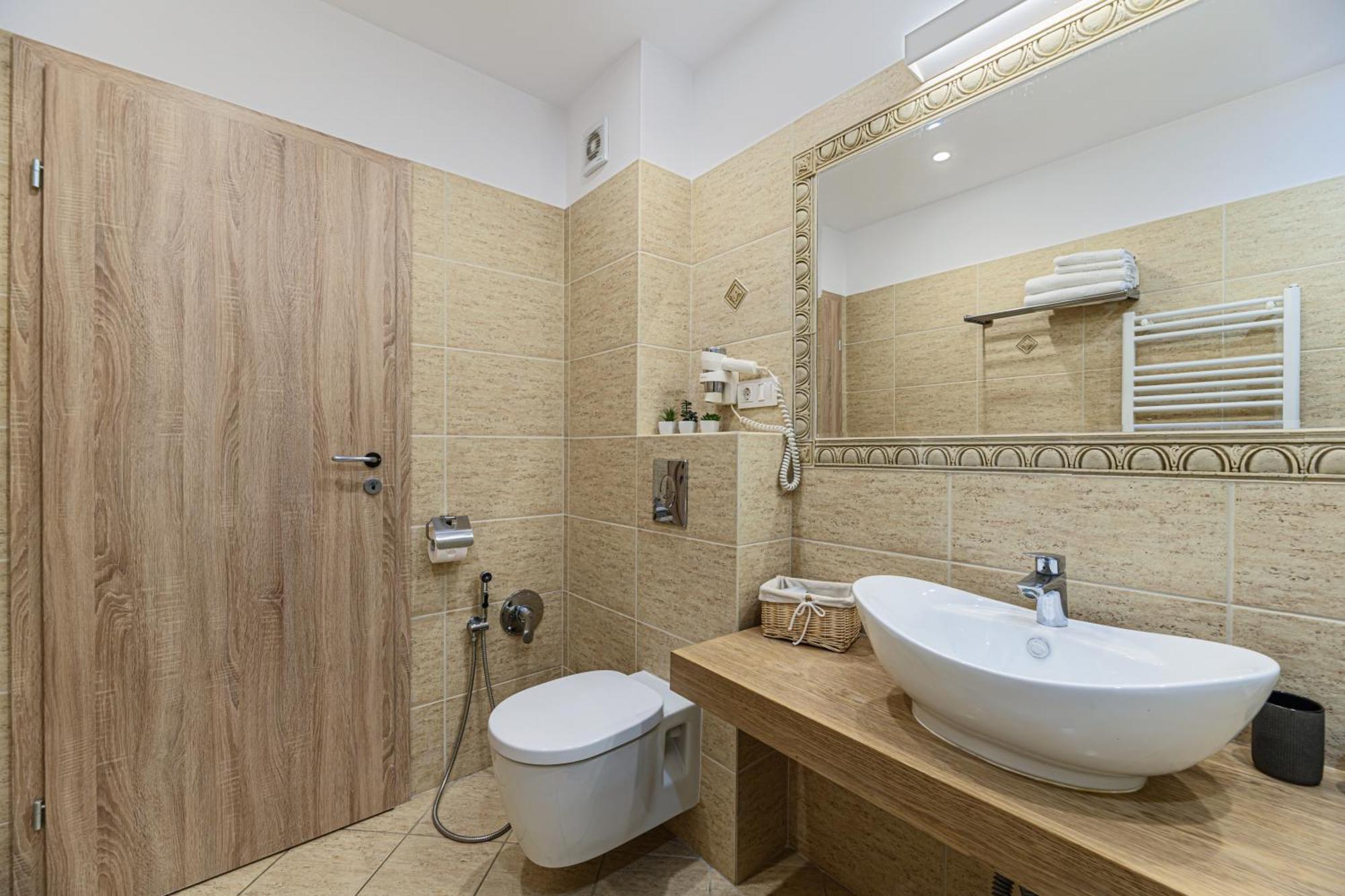Ara Apart Hotel #2 Brasov Bagian luar foto